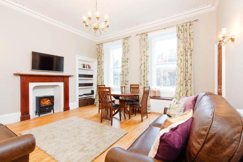 Old Town 163 Apartment Edinburgh Luaran gambar